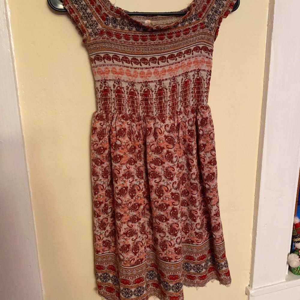 Off the Shoulder Paisley Sundress Medium